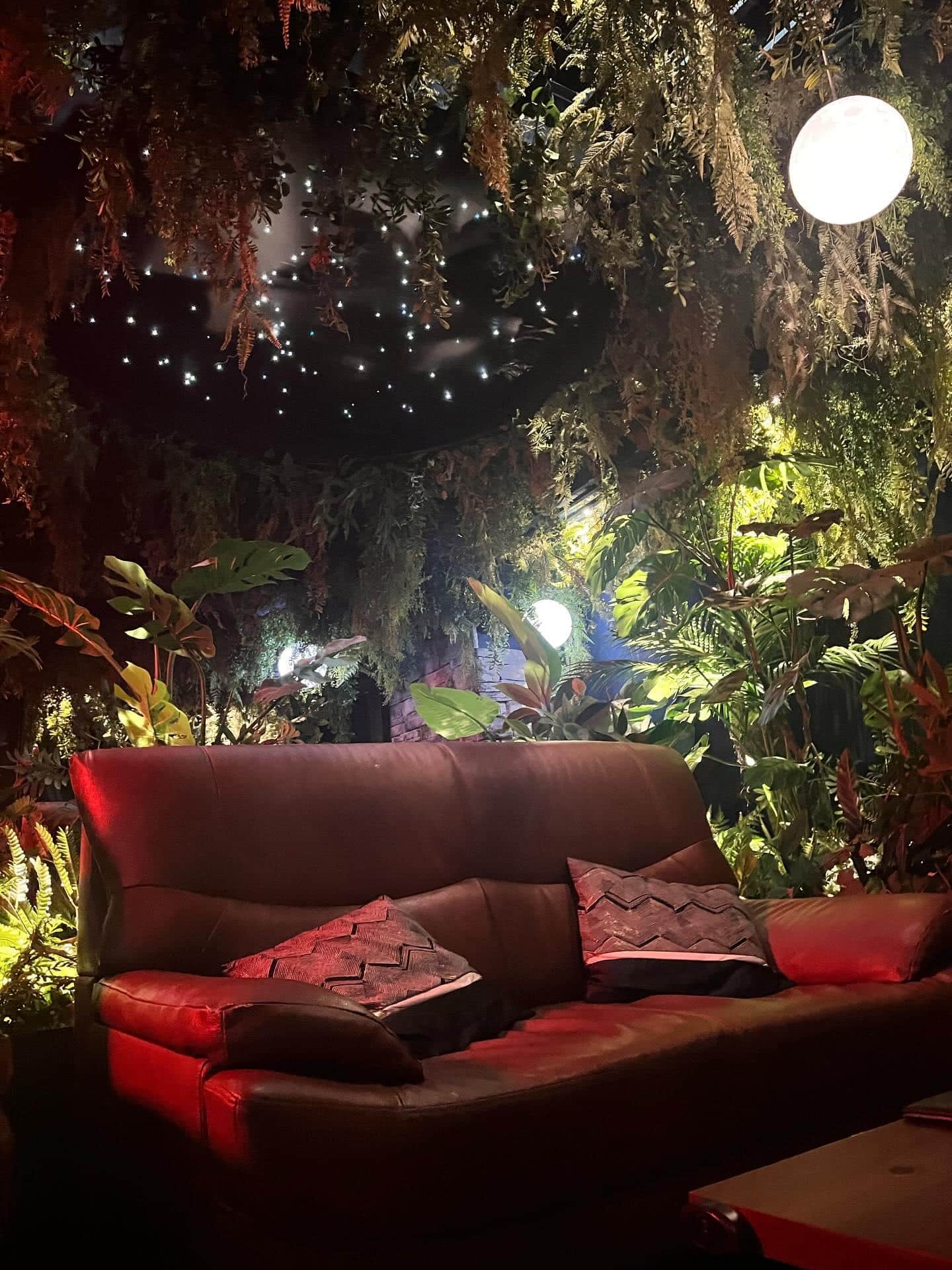 【新宿　シーシャ　バー】ペアシートあり！デートにも◎